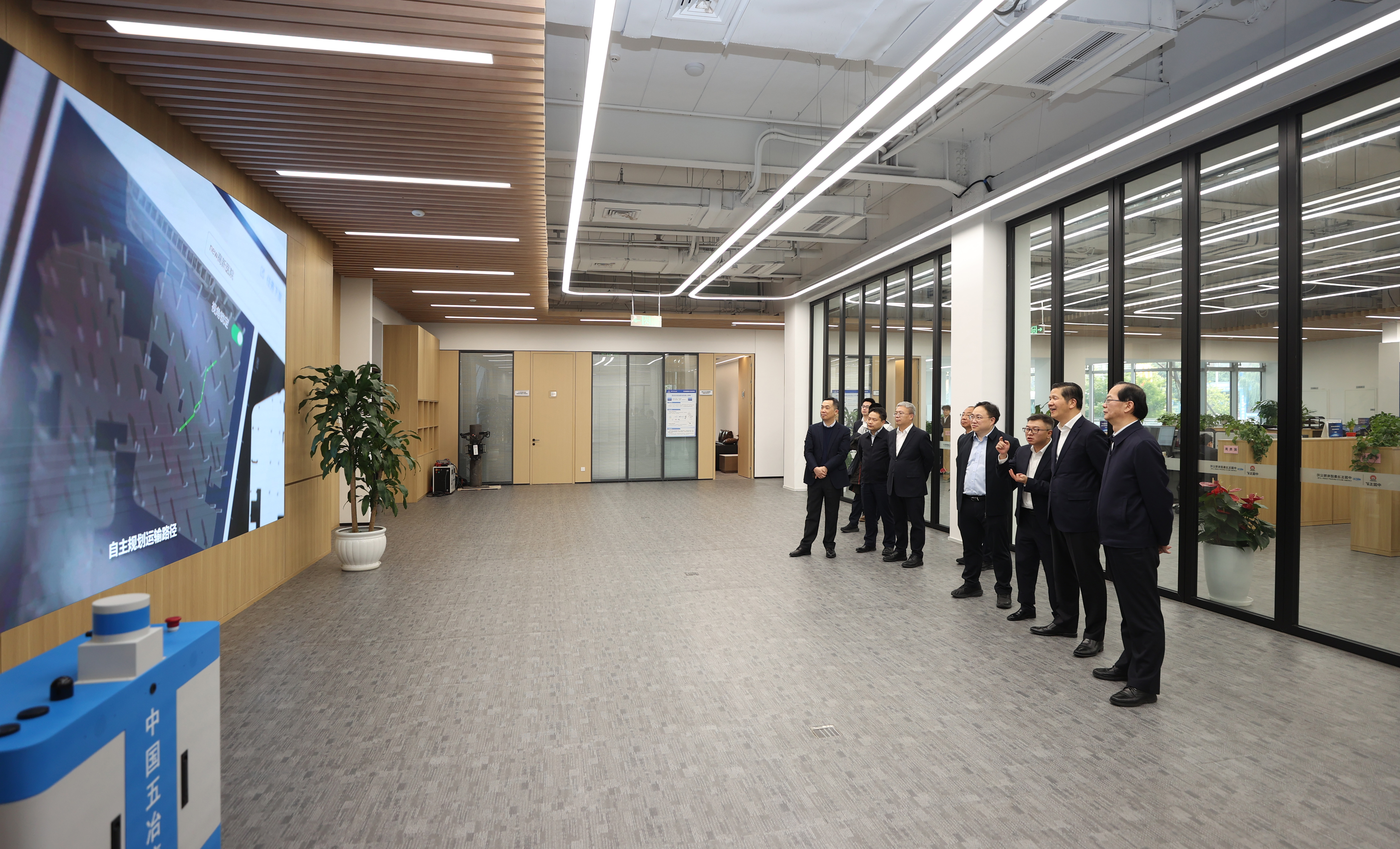 陳建光調研中國五冶科技中心